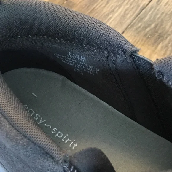 Easy Spirit Gray Suede Ankle Boots 7.5 - Picture 4 of 4